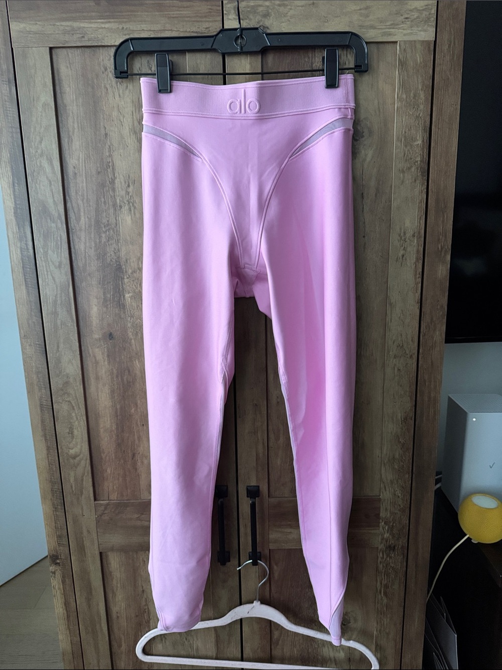 ALO Yoga candy pink  High-Rise Leggings - 7/8’s